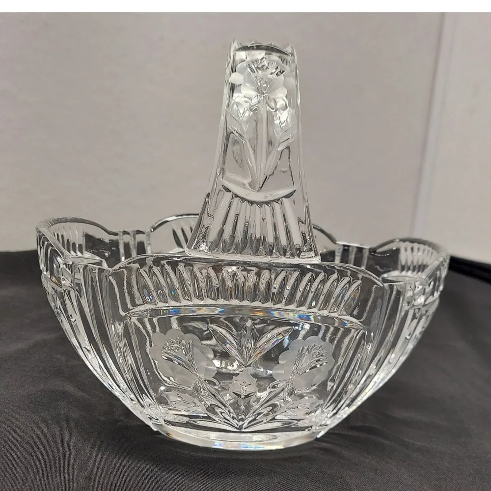 Vintage Crystal Glass Basket Frosted Floral Etched Scalloped Candy Dish 8